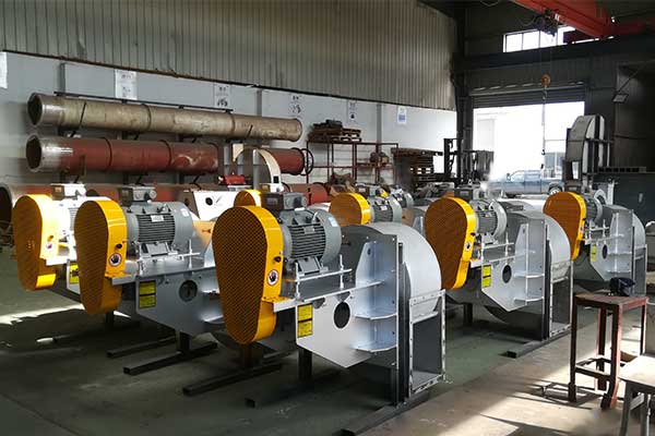 离心风机温度高负压漏油是怎么回事--佰斯拓